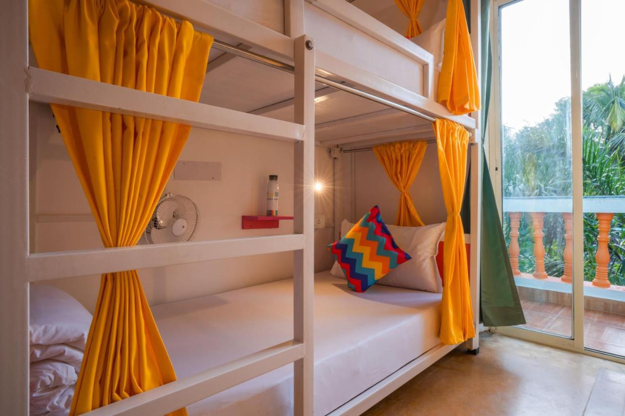 Gostops Plus Goa Vagator Старый Гоа Экстерьер фото